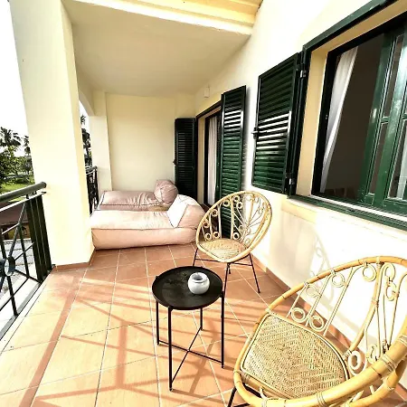 Endless Summer House
